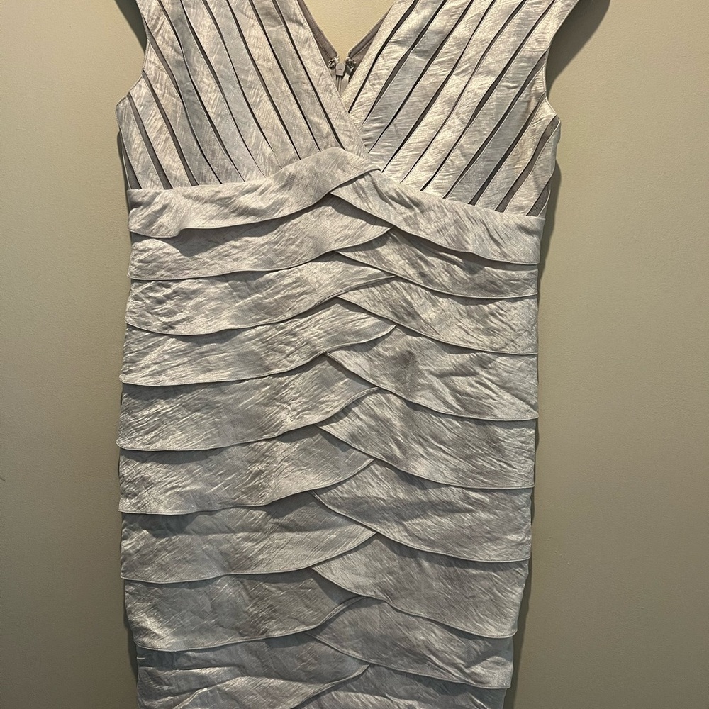 Adrianna Papell Silver Sleeveless Dress